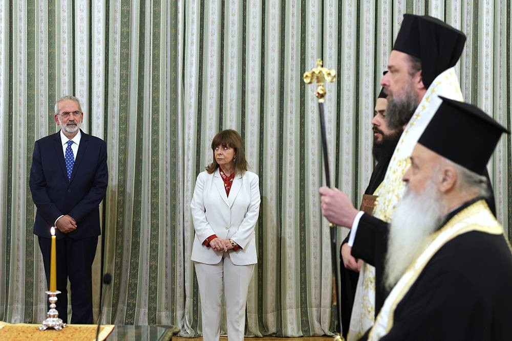 Yunanistan'daki geçici hükümetin bakanları yemin ederek göreve başladı - Resim: 13